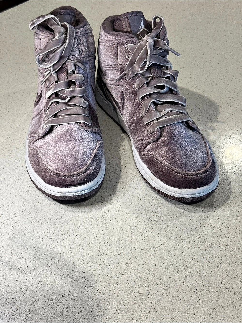 Nike Air Jordan 1 Mid Purple Sneakers US 9 - Picture 2 of 9